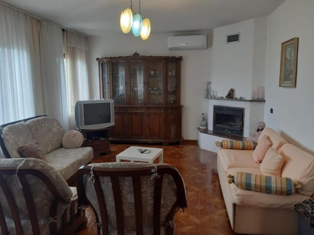 Guesthouse Villa Rosa Берат Номер фото